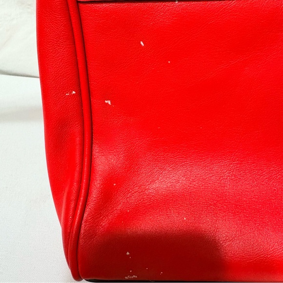 Kate Spade Red Crossbody Bag w/Storybook Lining. - Picture 5 of 11
